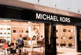 Michael Kors übernimmt Kontrolle bei Versace
 