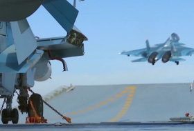 Wächter der See: Bordgestützter Kampfjet Su-33 in 60 Sekunden – VIDEO