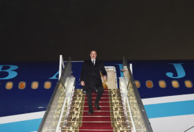 Aserbaidschans Präsident Ilham Aliyev zu Staatsbesuch in Belarus eingetroffen