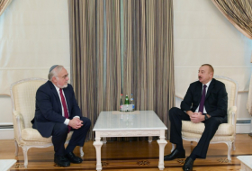 Präsident Ilham Aliyev empfängt US-religiöse Persönlichkeiten