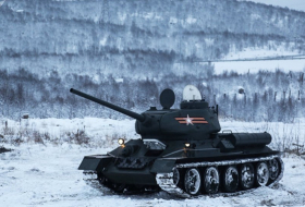 Panzer-Rennen bei minus 20 Grad – VIDEO
