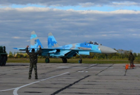 Ukraine: FOTOS von abgestürztem Kampfjet Su-27 veröffentlicht