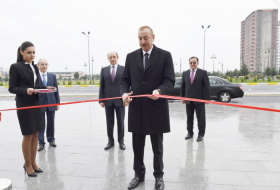   Präsident Ilham Aliyev weiht neues Verwaltungsgebäude des Binagadi-Bezirksgerichts ein  