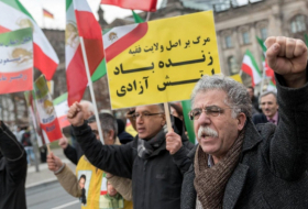 Geht Irans Geheimdienst gegen Oppositionelle in Berlin vor?