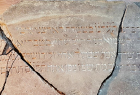 Hebräische Inschriften in Synagoge von Vilinius entdeckt