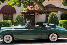   Rolls-Royce von Elizabeth Taylor für   520.000 Dollar   versteigert  