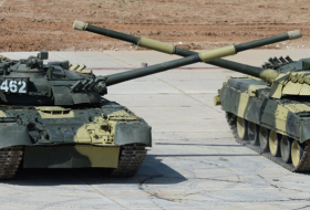   T-80 in Südkorea:  US-Militärs fahren mit Panzern aus russischer Produktion –  Video  