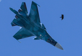     Militärübungen in Tatarstan:   Landende Kampfjets auf Video aufgenommen  