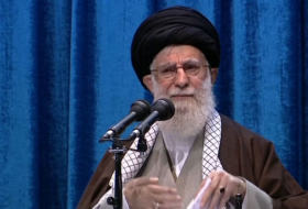  Khamenei warnt davor, den Europäern beim Atomabkommen zu trauen 