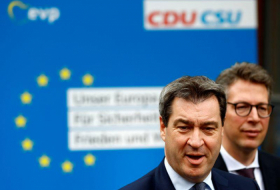     CSU-Generalsekretär -   CDU soll Parteivorsitz klären, K-Frage später  