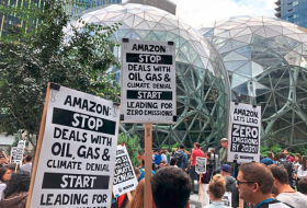  Während Bezos die Erde rettet, lebt Amazon gut vom Öl 