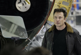  Elon Musk gibt Lektüre-Tipps:  Inspirierten diese Bücher seine visionären Projekte?
