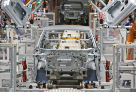   VW fährt Werke in Europa herunter  