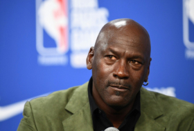   Nach Floyds Tod: NBA-Ikone Jordan 