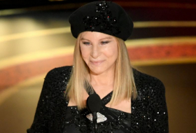 Barbra Streisand soll George Floyds Tochter Disney-Aktien geschenkt haben