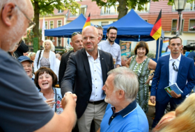 Berliner Landgericht verhandelt nach AfD-Rauswurf über Eilantrag von Kalbitz