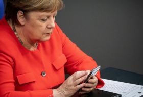 Merkel wirbt für Corona-Warn-App