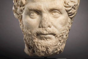 Kopf einer römischen Kaiserstatue wieder gefunden