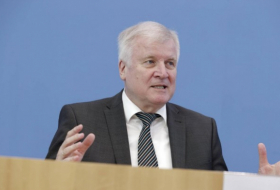 Innenminister Seehofer stellt Verfassungsschutzbericht 2019 vor