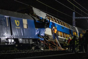   Ein Toter und mehr als 30 Verletzte bei Zugunglück nahe Prag  