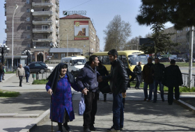   Khankendi wird evakuiert, Armenier fliehen nach Eriwan  