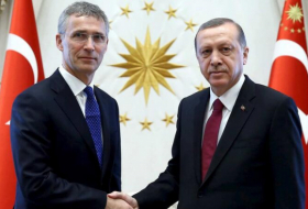   Erdogan diskutiert Karabach mit dem NATO-Generalsekretär  