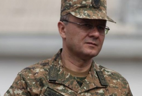   Aserbaidschan beschuldigt den ehemaligen Verteidigungsminister Armeniens nach einem anderen Artikel  