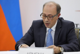  Armenischer Außenminister reist nach Moskau ab 