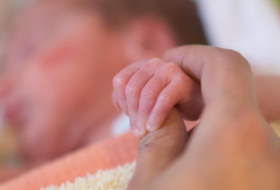 Eltern von Frühgeborenen werden stärker gefördert