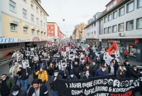 Zeichen der Trauer, des Zusammenhalts und der Wut: Der Anschlag von Hanau und seine Folgen