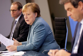 Merkel und Söder sprechen mit bayerischen Landräten und Oberbürgermeistern