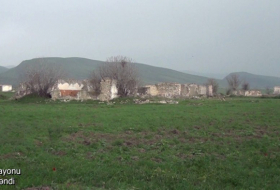   Das Verteidigungsministerium veröffentlichte Aufnahmen aus dem Talishlar-Dorf in der Region Aghdam   - VIDEO    