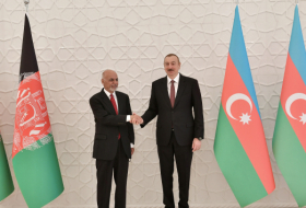   Afghanischer Präsident ruft den aserbaidschanischen Präsidenten an  