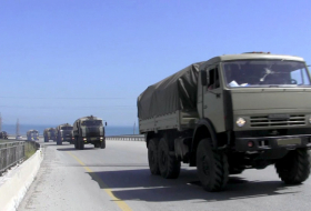     Aserbaidschanisches Verteidigungsministerium:   Truppen, die an Übungen beteiligt sind, dringen in die Einsatzgebiete vor   - VIDEO    