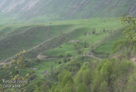   Zallar-Dorf in der Region Kalbadschar -   VIDEO    