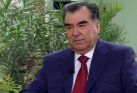   Tadschikischer Präsident gratuliert Präsident Aliyev  