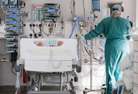   Auf Intensivstationen in Deutschland sind erneut mehr als 1000 Corona-Patienten   