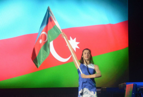   Aserbaidschan feiert Eröffnungsfeier der 35. Trampolinturn-Weltmeisterschaft in Baku  
