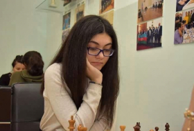 Aserbaidschanische Schachspielerin wird Siegerin des FIDE-Superfinales