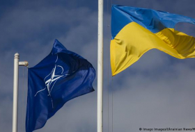     Deutschen unterstützen   den NATO-Beitritt der Ukraine   nicht    