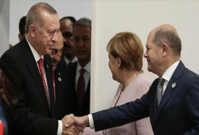  Erdogan trifft sich mit deutschem Bundeskanzler 