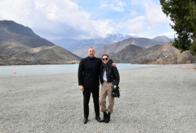  Präsident Ilham Aliyev legt Grundstein für Tourismuskomplex in Sugovuschan 