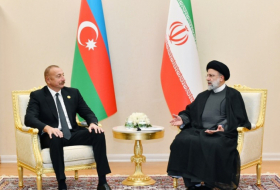  Ibrahim Raisi gratulierte Präsident Ilham Aliyev 
