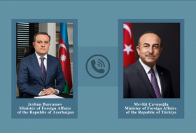   Zwischen den Außenministern Aserbaidschans und der Türkei Telefongespräch stattgefunden  