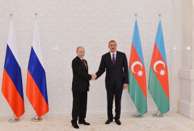   Präsident Ilham Aliyev ruft seinen russischen Amtskollegen an  