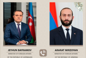   Telefongespräche zwischen Außenministern Aserbaidschans und Armeniens stattgefunden  