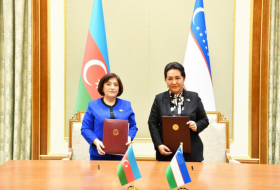   Leiterinen der Parlamente von Aserbaidschan und Usbekistan trafen sich  
