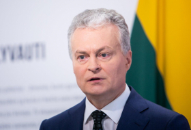   Litauischer Präsident besucht die Allee der Märtyrer  
