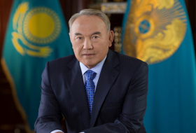   Norm zu Nasarbajew kann aus der Verfassung Kasachstans gestrichen werden  