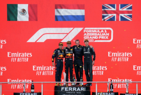   Max Verstappen gewinnt den Formel-1-GP von Aserbaidschan  